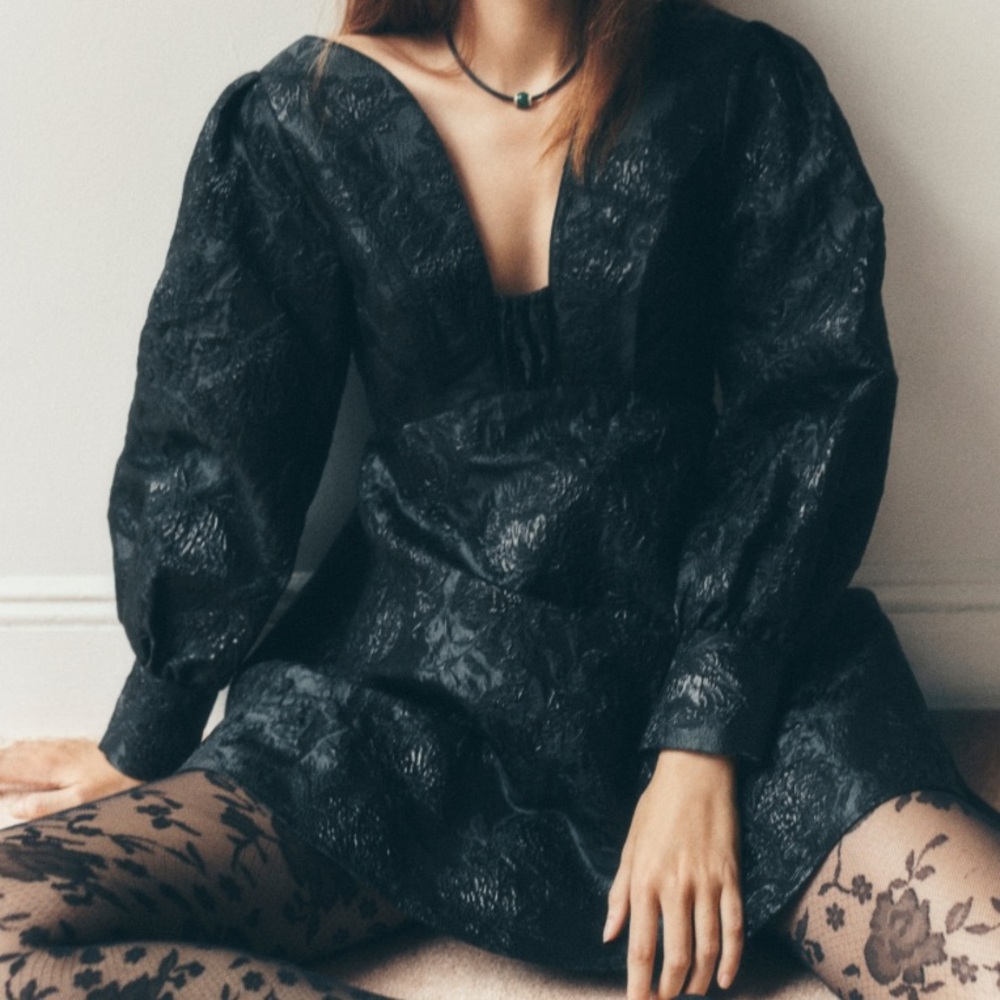 Anthropologie Maeve Long-Sleeve V-Neck Jacquard Babydoll Mini Dress Size 8 NWT